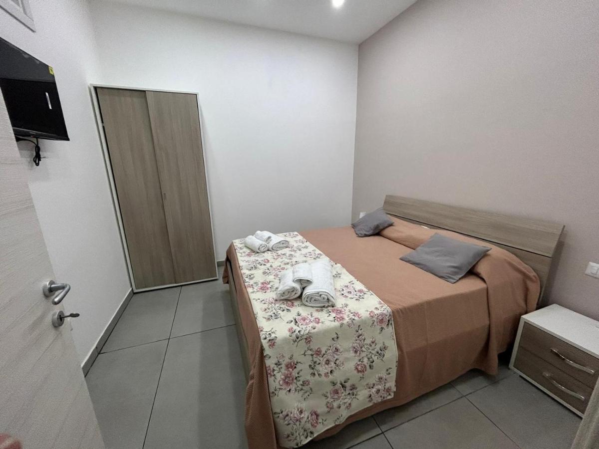 Apartamento Casa Cucu Nápoles Exterior foto